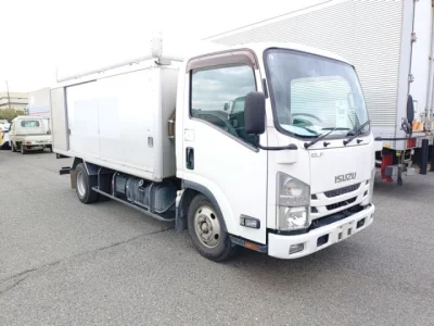 Isuzu ELF
