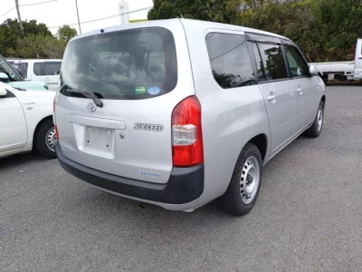 Toyota SUCCEED