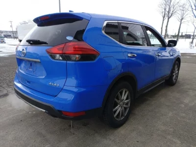 Nissan X-TRAIL  с аукциона в Японии