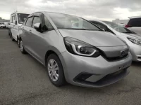 Honda FIT лот № 13338 оценка 3.5  с аукциона в Японии 1