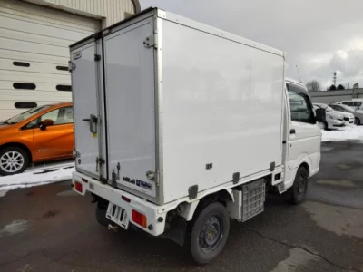 Suzuki CARRY TRUCK  с аукциона в Японии