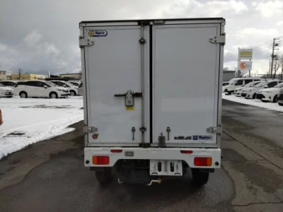 Suzuki CARRY TRUCK  с аукциона в Японии