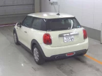 BMW MINI лот № 6560 оценка 5  с аукциона в Японии 1