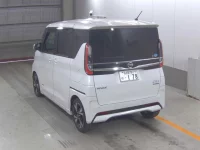 Nissan ROOX лот № 3007 оценка 4  с аукциона в Японии 1