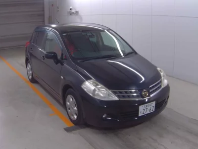Nissan TIIDA
