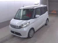 Nissan DAYZ ROOX лот № 4518 оценка 3  с аукциона в Японии 2