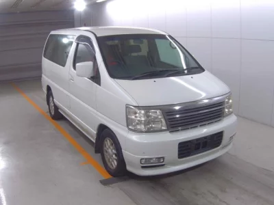 Nissan ELGRAND  с аукциона в Японии