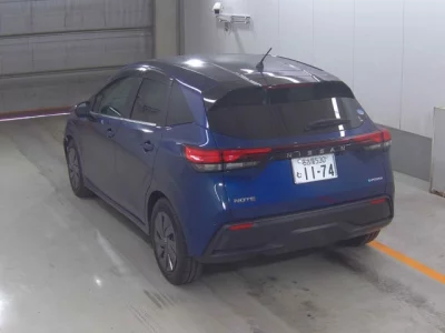 Nissan NOTE  с аукциона в Японии