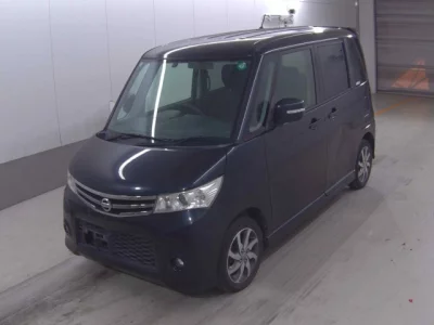 Nissan ROOX  с аукциона в Японии