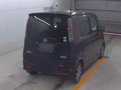 Nissan ROOX  с аукциона в Японии
