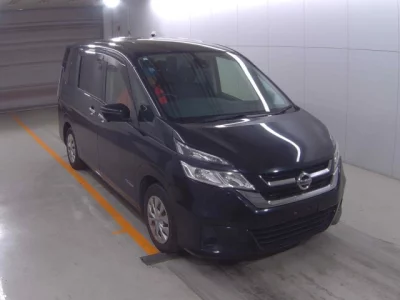 Nissan SERENA  с аукциона в Японии