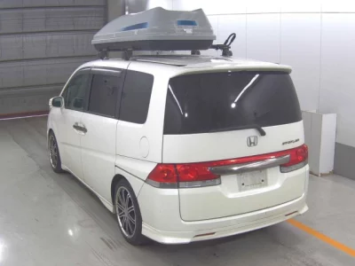 Honda STEP WAGON