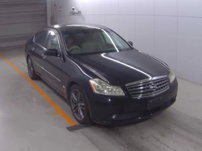 Nissan FUGA  с аукциона в Японии