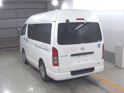 Toyota REGIUS ACE VAN