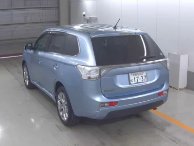 Mitsubishi OUTLANDER PHEV