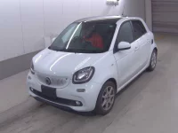 Smart FORFOUR лот № 4070 оценка 4  с аукциона в Японии 2