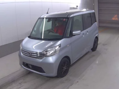 Nissan DAYZ ROOX  с аукциона в Японии