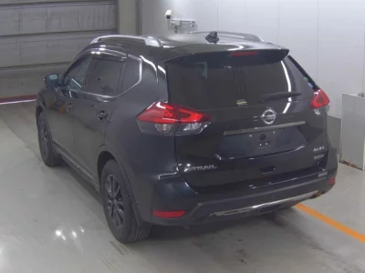 Nissan X-TRAIL  с аукциона в Японии
