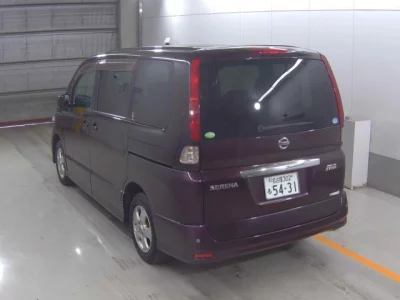 Nissan SERENA  с аукциона в Японии