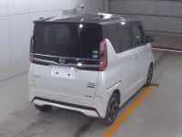 Nissan ROOX лот № 3013 оценка 3.5  с аукциона в Японии 3