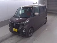 Nissan ROOX лот № 3089 оценка 4  с аукциона в Японии 2