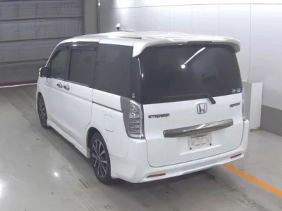 Honda STEP WAGON