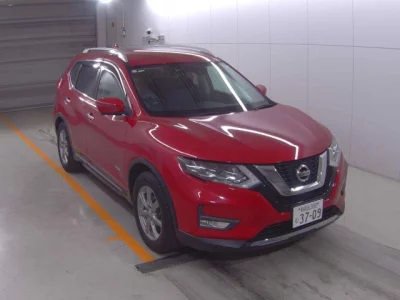 Nissan X-TRAIL