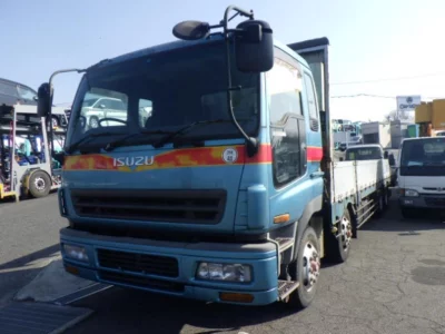 Isuzu GIGA