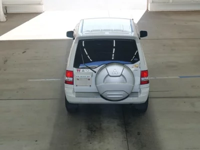 Mitsubishi PAJERO IO  с аукциона в Японии
