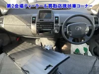 Toyota Prius лот № 95023 оценка 0  с аукциона в Японии 2