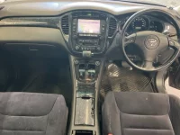Toyota KLUGER лот № 2190 оценка 4  с аукциона в Японии 4