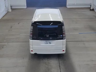 Honda STEP WAGON  с аукциона в Японии