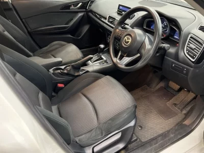 Mazda AXELA  с аукциона в Японии