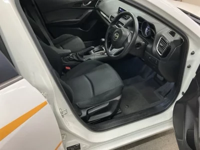 Mazda AXELA  с аукциона в Японии