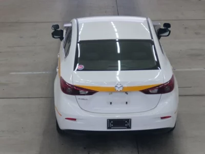 Mazda AXELA  с аукциона в Японии