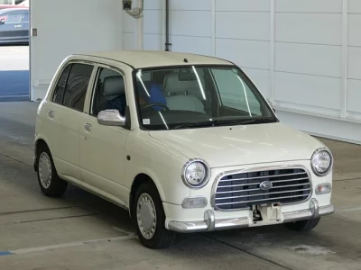 Daihatsu MIRA