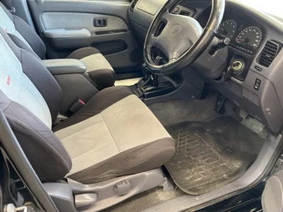 Toyota HILUX SURF  с аукциона в Японии