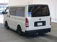 Toyota HIACE VAN лот № 2286 оценка 3.5  с аукциона в Японии 1