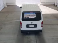 Toyota HIACE VAN лот № 2286 оценка 3.5  с аукциона в Японии 2