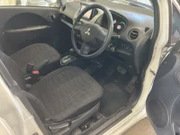 Mitsubishi I-MIEV лот № 2323 оценка RA  с аукциона в Японии 3