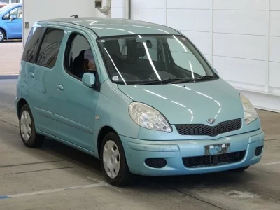 Toyota FUNCARGO  с аукциона в Японии