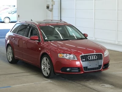 Audi A4  с аукциона в Японии
