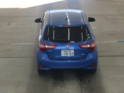 Toyota VITZ  с аукциона в Японии