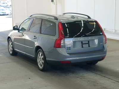 Volvo V50
