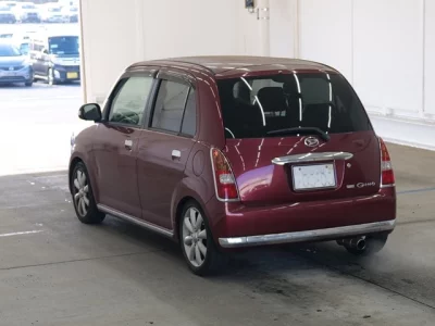 Daihatsu MIRA