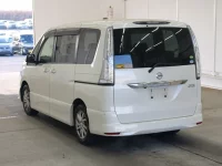 Nissan SERENA лот № 2611 оценка RB  с аукциона в Японии 1