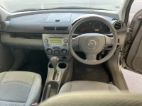 Mazda DEMIO лот № 2669 оценка 3  с аукциона в Японии 4