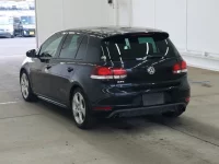 Volkswagen GOLF лот № 5085 оценка 4  с аукциона в Японии 1