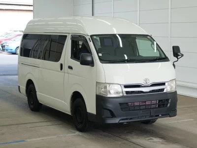 Toyota HIACE VAN  с аукциона в Японии