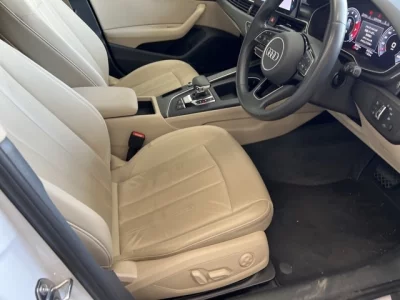 Audi A4  с аукциона в Японии